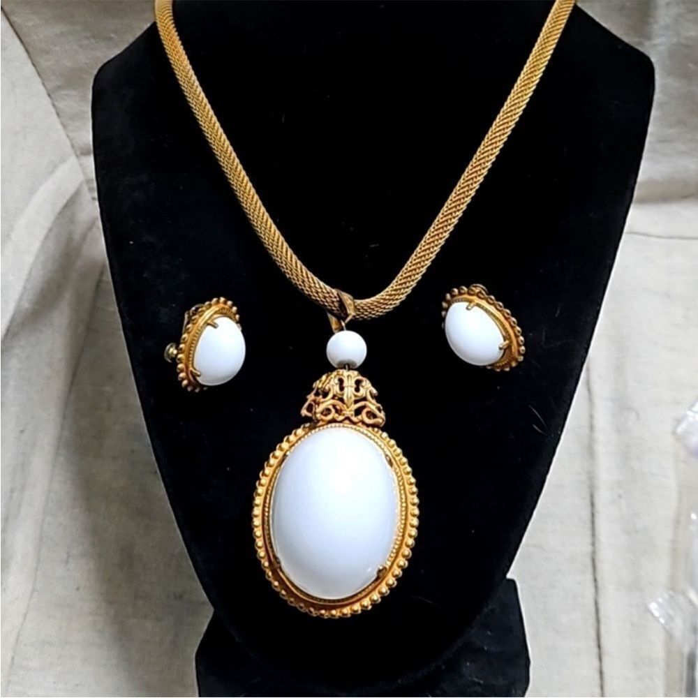 Vintage Miriam Haskell Imperial Egg Milk Glass Necklace Earring Set